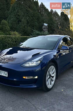 Седан Tesla Model 3 2021 в Тернополе