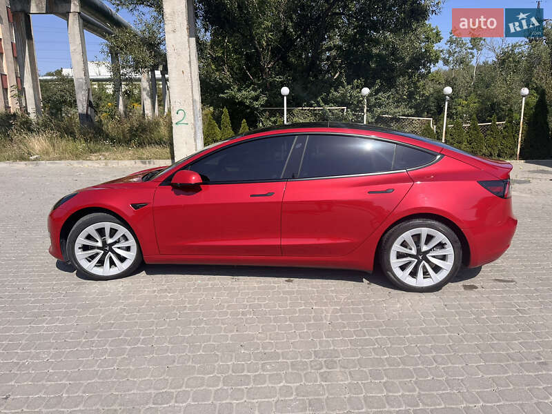 Седан Tesla Model 3 2022 в Львові фото 3 Седан Tesla Model 3 2022 в Львові