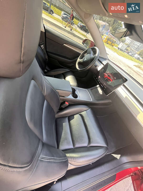 Седан Tesla Model 3 2022 в Львові фото 14 Седан Tesla Model 3 2022 в Львові
