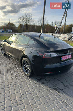 Седан Tesla Model 3 2022 в Львові