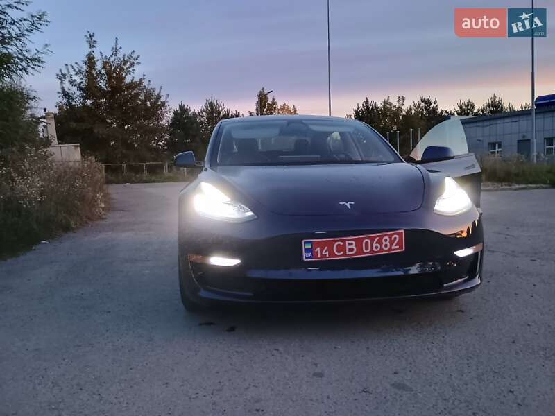 Седан Tesla Model 3 2022 в Самборі фото 7 Седан Tesla Model 3 2022 в Самборі
