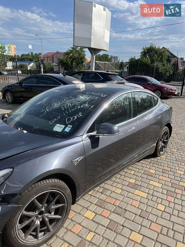 Седан Tesla Model 3 2019 в Одессе фото Седан Tesla Model 3 2019 в Одессе