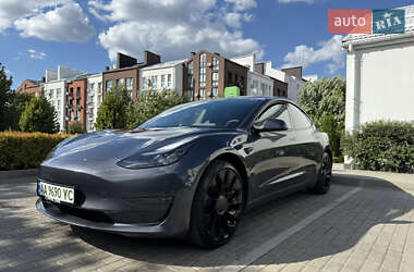 Седан Tesla Model 3 2022 в Києві