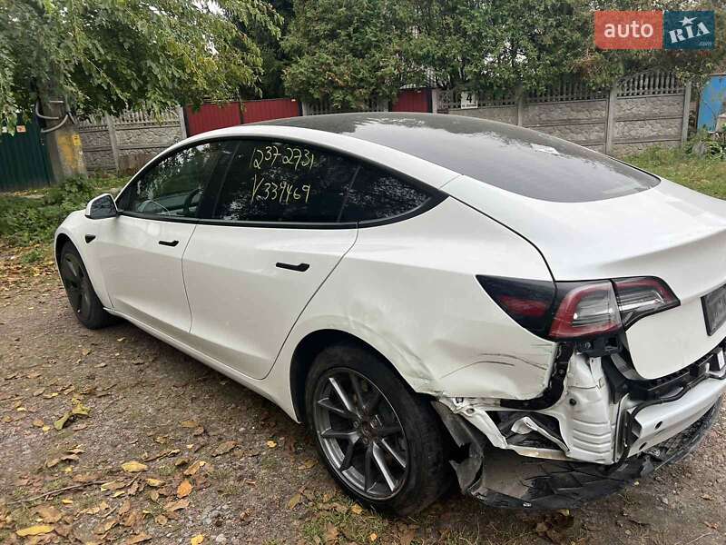 Седан Tesla Model 3 2022 в Киеве фото 12 Седан Tesla Model 3 2022 в Киеве