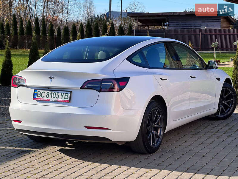 Седан Tesla Model 3 2022 в Стрию фото 12 Седан Tesla Model 3 2022 в Стрию