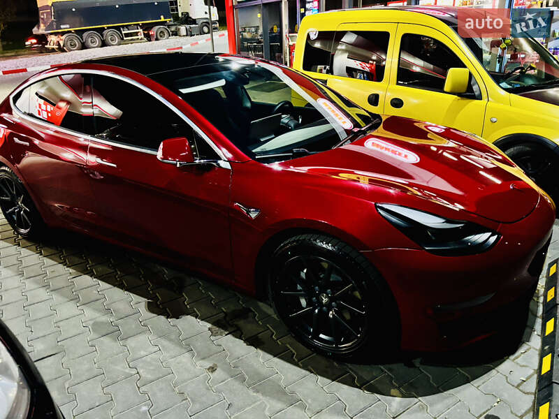 Седан Tesla Model 3 2019 в Черновцах фото 2 Седан Tesla Model 3 2019 в Черновцах