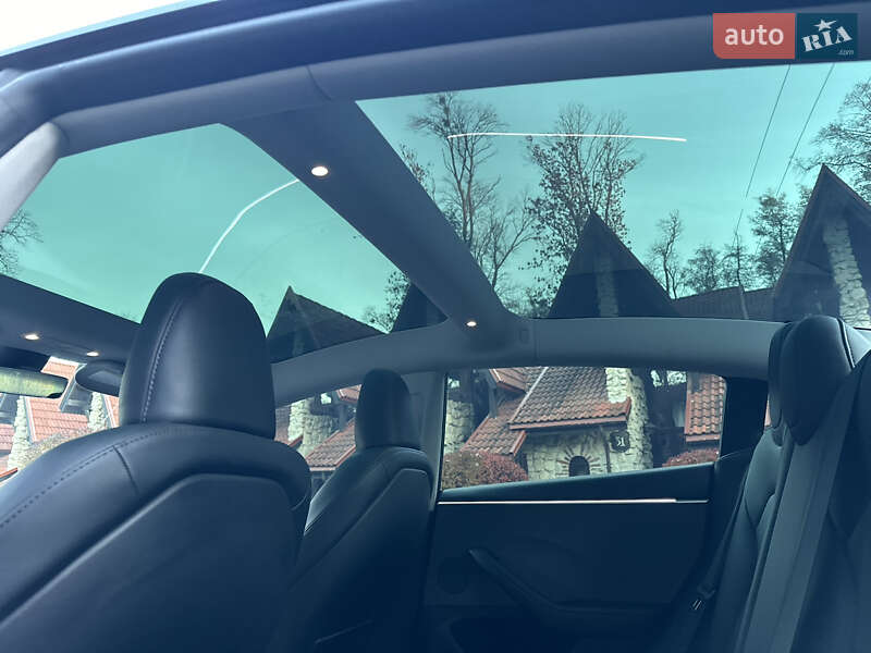 Седан Tesla Model 3 2024 в Львове фото 7 Седан Tesla Model 3 2024 в Львове