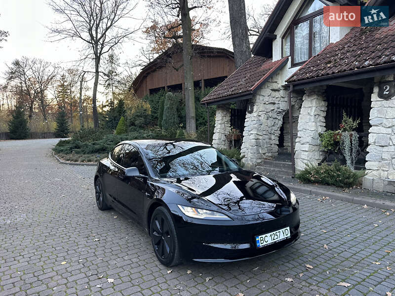 Седан Tesla Model 3 2024 в Львове фото Седан Tesla Model 3 2024 в Львове