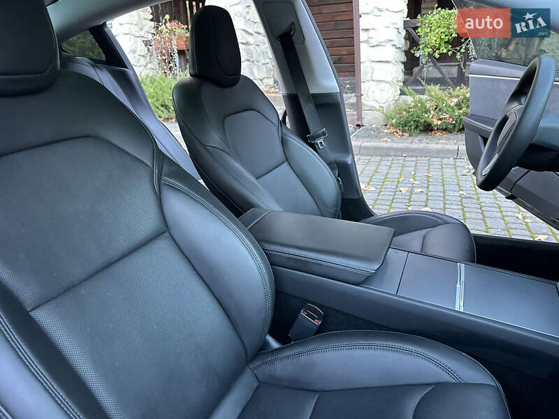 Седан Tesla Model 3 2024 в Львове фото 17 Седан Tesla Model 3 2024 в Львове