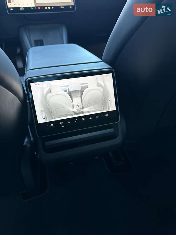 Седан Tesla Model 3 2024 в Львові фото 21 Седан Tesla Model 3 2024 в Львові