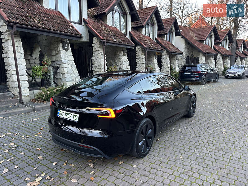 Седан Tesla Model 3 2024 в Львові фото 28 Седан Tesla Model 3 2024 в Львові