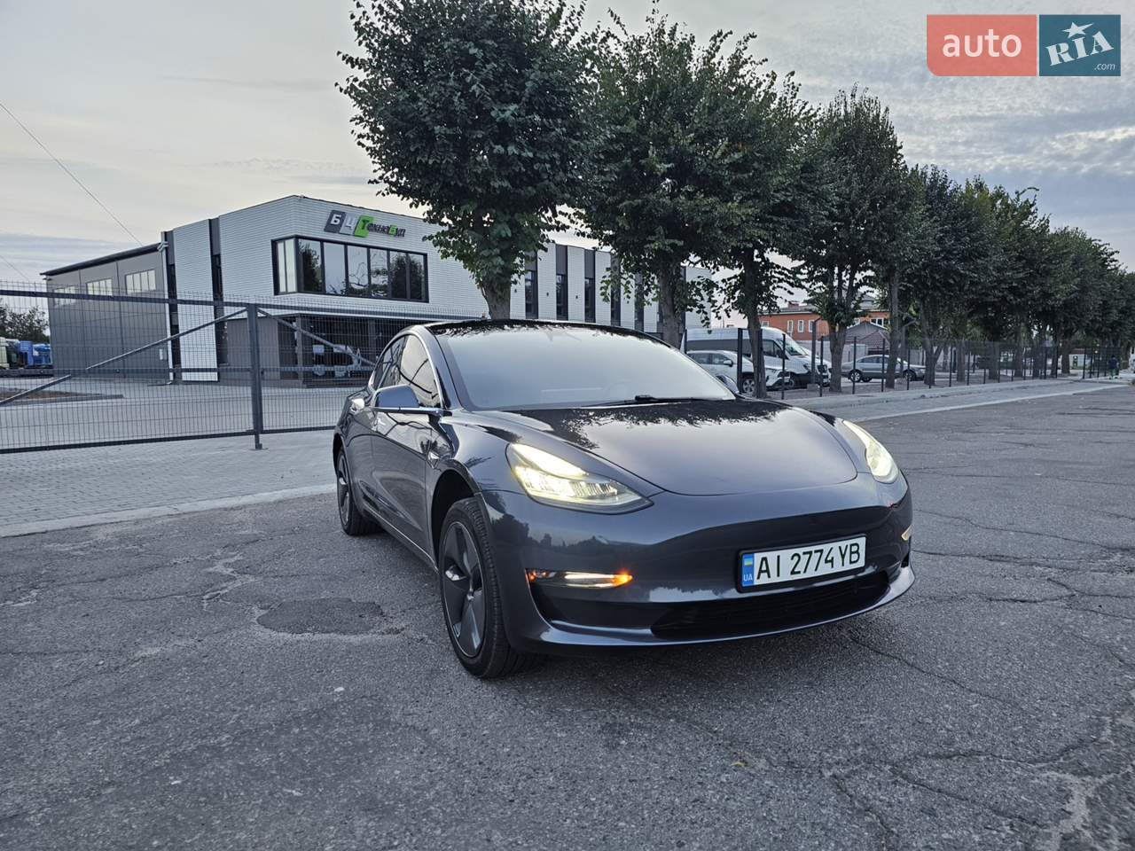 2019 Tesla Model 3 - мініатюра 9