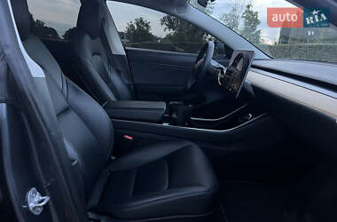 Седан Tesla Model 3 2020 в Белой Церкви
