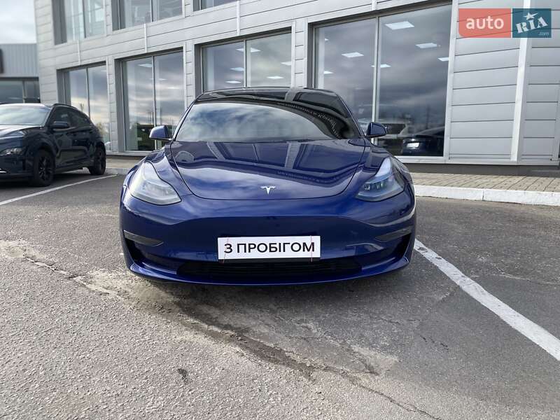 Седан Tesla Model 3 2022 в Кременчуге