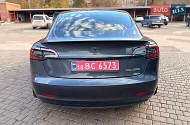 Седан Tesla Model 3 2023 в Кривом Роге