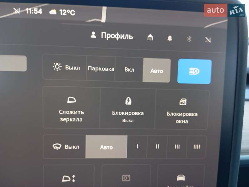 Седан Tesla Model 3 2023 в Яремче