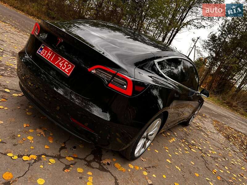 Седан Tesla Model 3 2018 в Ковеле