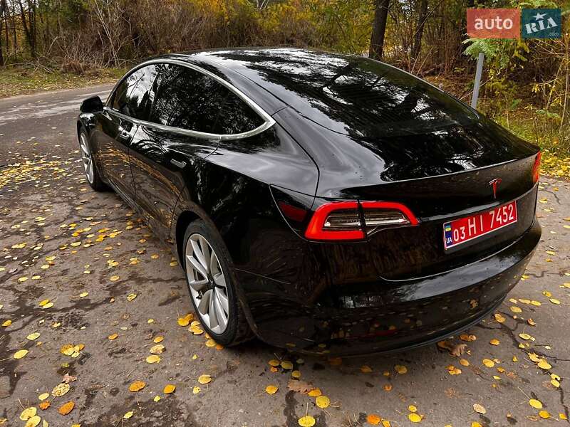 Седан Tesla Model 3 2018 в Ковеле