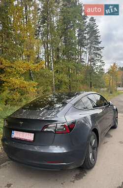 Седан Tesla Model 3 2023 в Житомирі