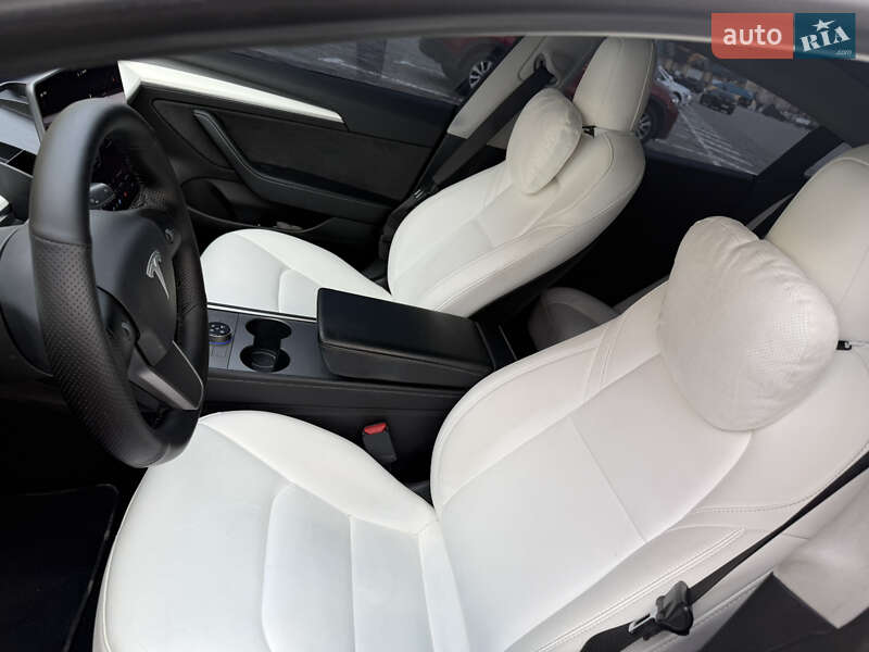 Седан Tesla Model 3 2022 в Харькове