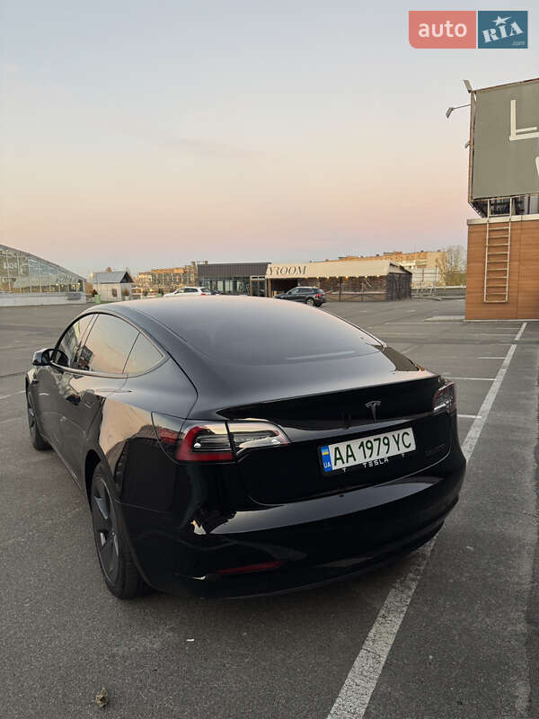 Седан Tesla Model 3 2021 в Киеве фото 8 Седан Tesla Model 3 2021 в Киеве