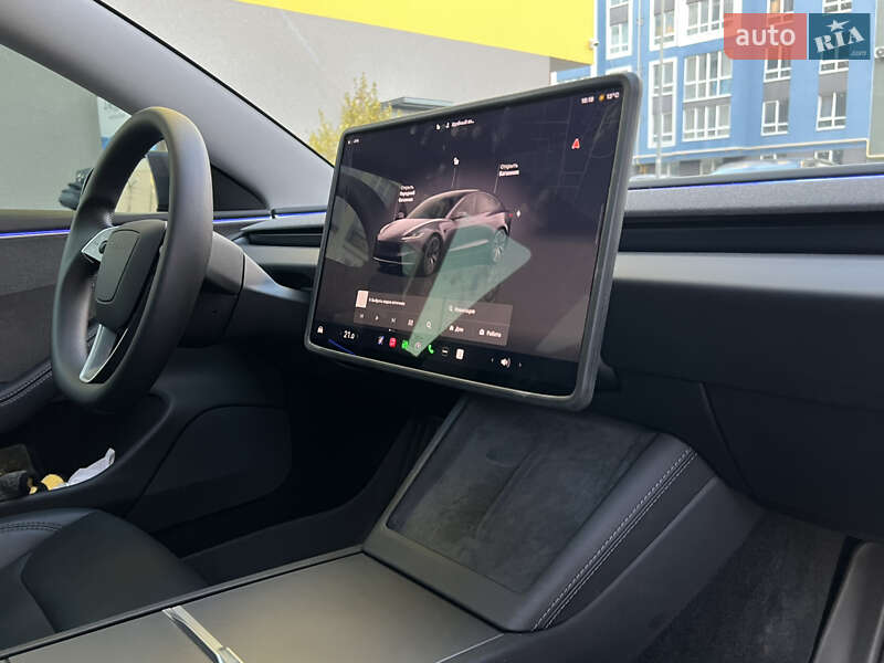 Седан Tesla Model 3 2025 в Черновцах фото 18 Седан Tesla Model 3 2025 в Черновцах