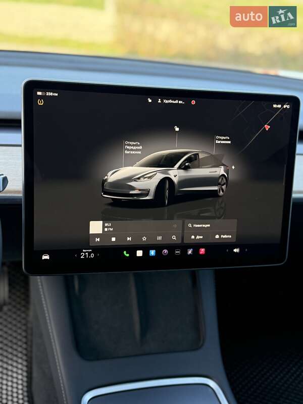 Седан Tesla Model 3 2023 в Стрые