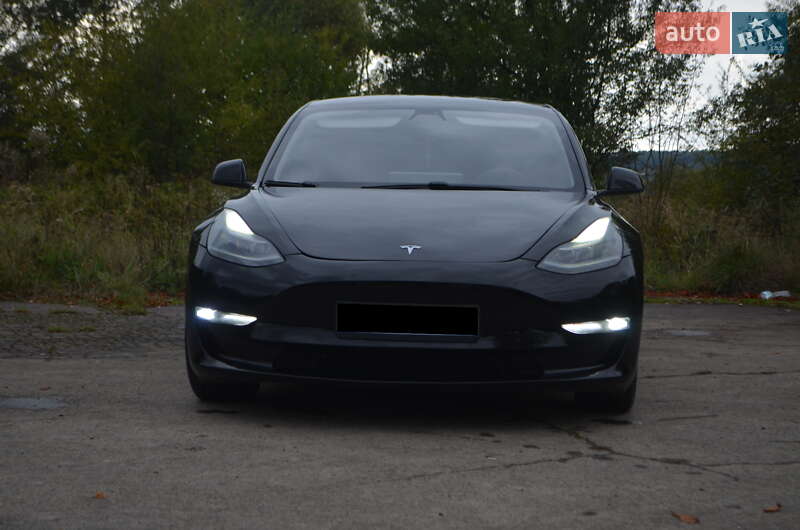 Седан Tesla Model 3 2021 в Львові фото 3 Седан Tesla Model 3 2021 в Львові