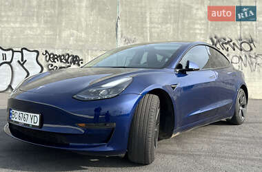 Седан Tesla Model 3 2023 в Львові