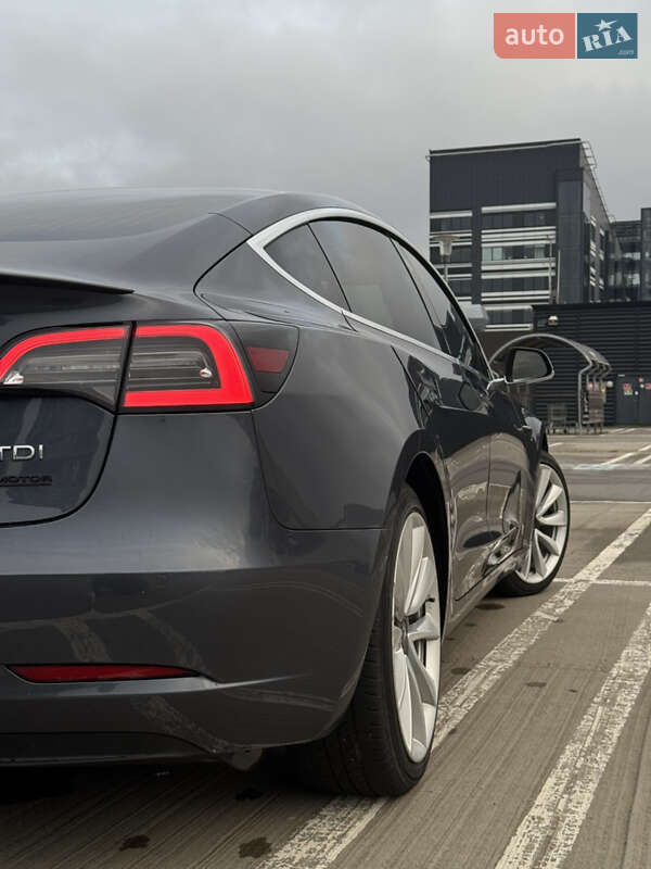 Седан Tesla Model 3 2019 в Костопілі фото 8 Седан Tesla Model 3 2019 в Костопілі
