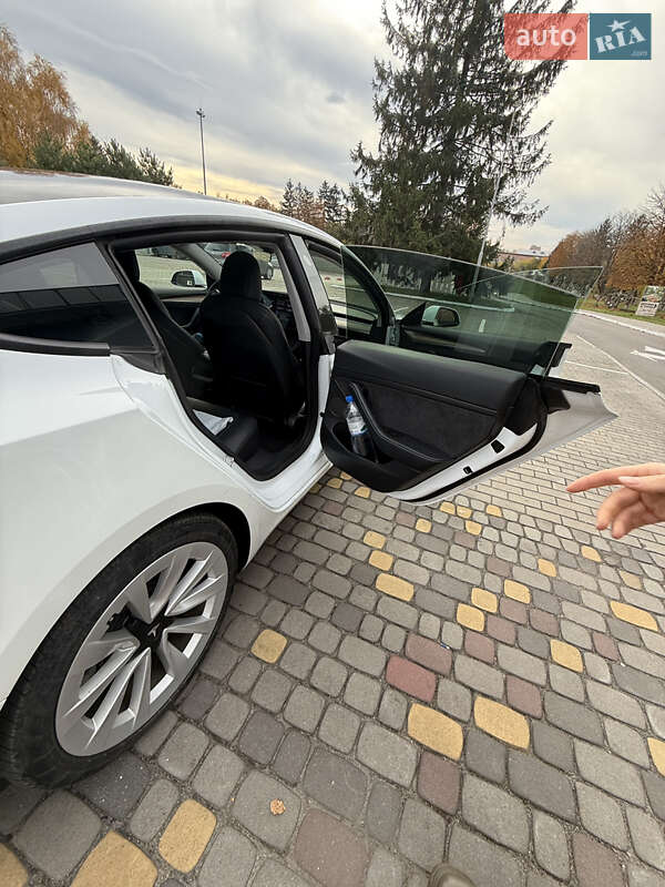 Седан Tesla Model 3 2021 в Луцьку фото 25 Седан Tesla Model 3 2021 в Луцьку