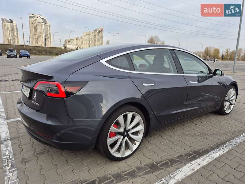 Седан Tesla Model 3 2018 в Києві фото 2 Седан Tesla Model 3 2018 в Києві