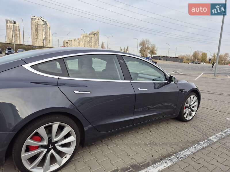 Седан Tesla Model 3 2018 в Києві фото 11 Седан Tesla Model 3 2018 в Києві