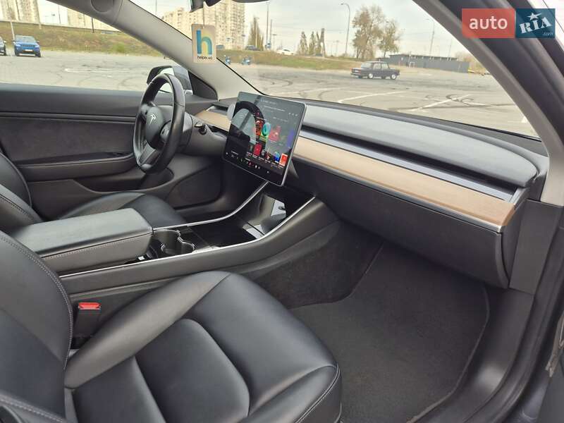 Седан Tesla Model 3 2018 в Києві фото 15 Седан Tesla Model 3 2018 в Києві
