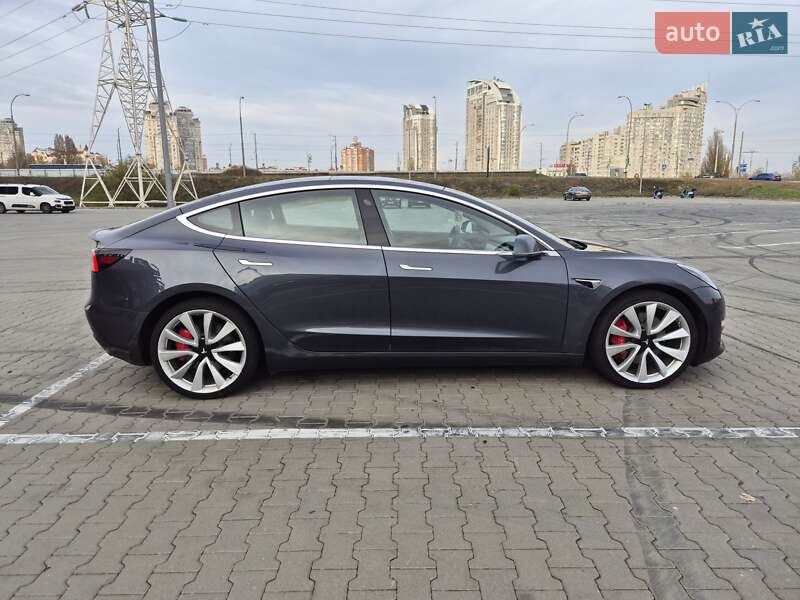 Седан Tesla Model 3 2018 в Києві фото 20 Седан Tesla Model 3 2018 в Києві
