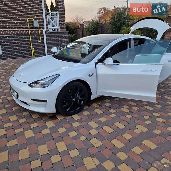 Седан Tesla Model 3 2019 в Черкассах фото 16 Седан Tesla Model 3 2019 в Черкассах