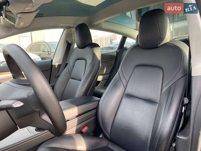 Седан Tesla Model 3 2022 в Львові фото 11 Седан Tesla Model 3 2022 в Львові