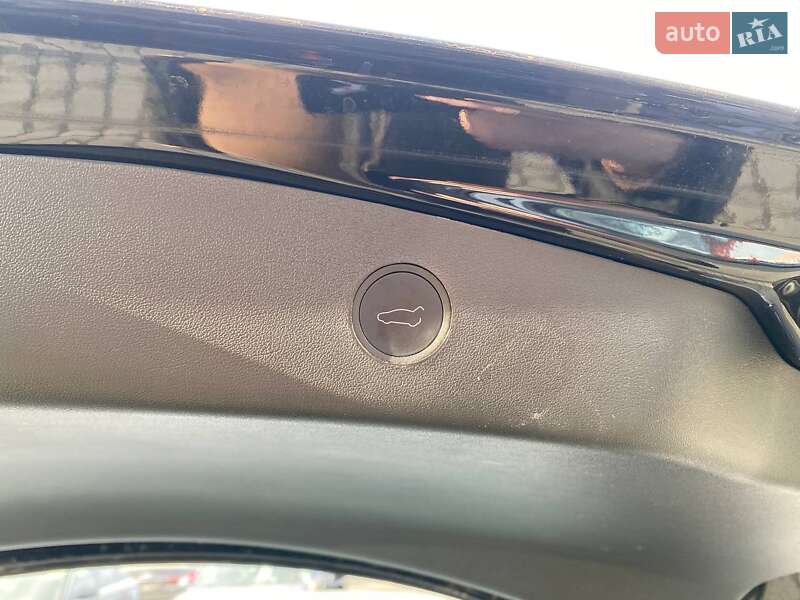 Седан Tesla Model 3 2022 в Львові фото 19 Седан Tesla Model 3 2022 в Львові