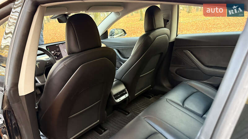 Седан Tesla Model 3 2019 в Львове фото 11 Седан Tesla Model 3 2019 в Львове