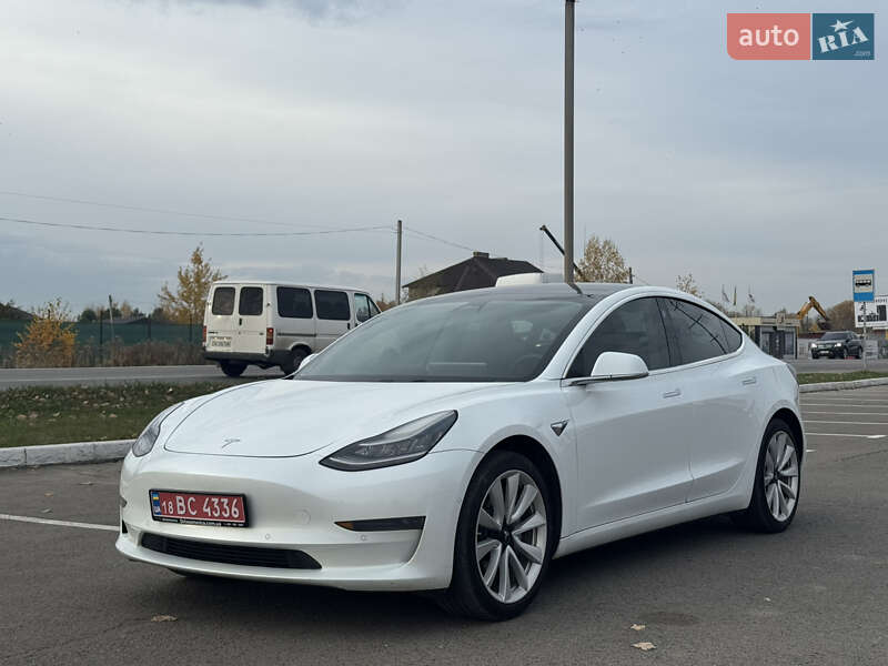 Tesla Model 3 2019 Tesla Model 3 2019