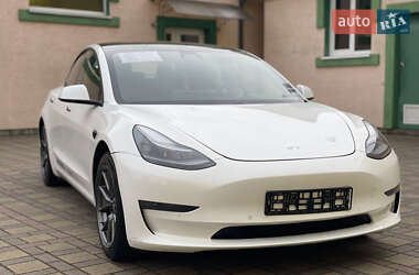 Седан Tesla Model 3 2021 в Стрые