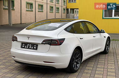 Седан Tesla Model 3 2021 в Стрые