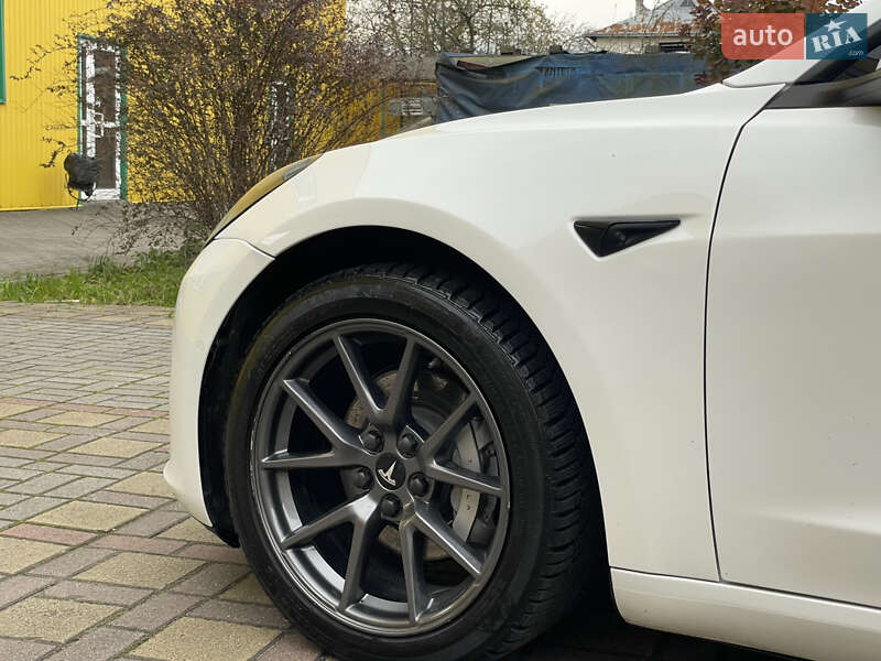 Седан Tesla Model 3 2021 в Стрию фото 45 Седан Tesla Model 3 2021 в Стрию