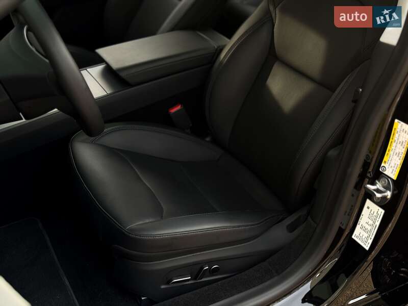 Седан Tesla Model 3 2024 в Києві фото 13 Седан Tesla Model 3 2024 в Києві