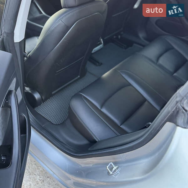 Седан Tesla Model 3 2018 в Києві фото 13 Седан Tesla Model 3 2018 в Києві