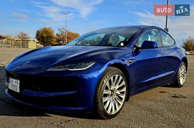 Седан Tesla Model 3 2024 в Дніпрі
