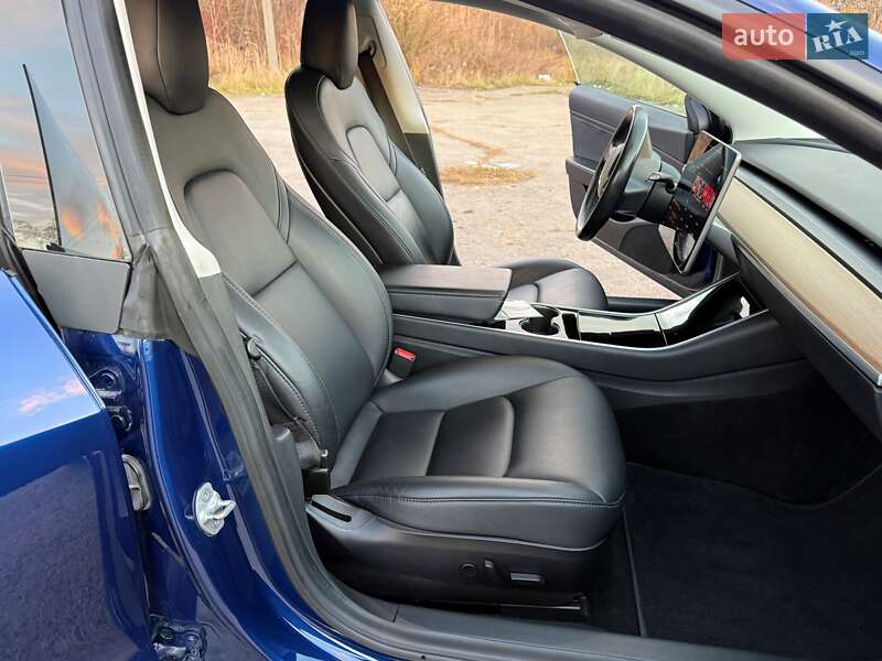 Седан Tesla Model 3 2019 в Трускавці фото 32 Седан Tesla Model 3 2019 в Трускавці