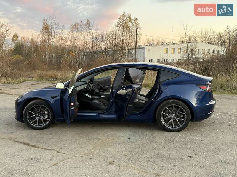 Седан Tesla Model 3 2019 в Трускавці фото 39 Седан Tesla Model 3 2019 в Трускавці