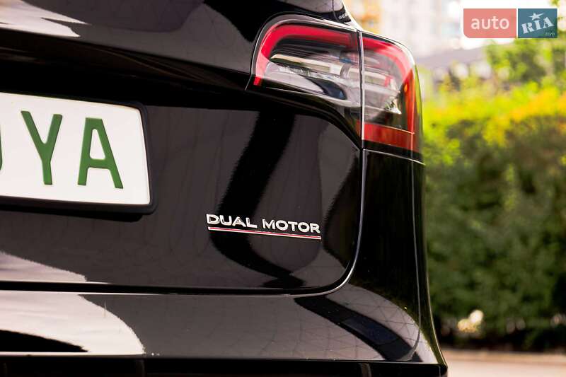 Седан Tesla Model 3 2023 в Киеве фото 19 Седан Tesla Model 3 2023 в Киеве