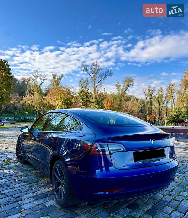 Седан Tesla Model 3 2023 в Киеве фото 10 Седан Tesla Model 3 2023 в Киеве